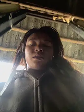 Snapshot of Dilen_7533 chatting on November 30, 2025, 12:47 am Dilen 7533 online show from November 30, 2025, 12:47 am