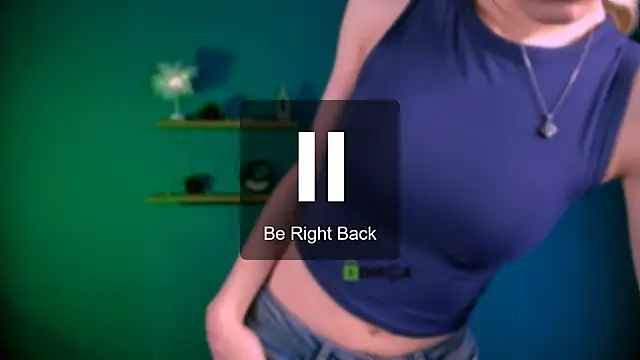 Snapshot of mia_starrr_ chatting on February 1, 2026, 8:29 pm mia starrr online show from February 1, 2026, 8:29 pm