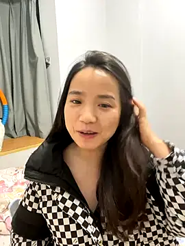 Hmm 0303 online show from December 17, 2025, 2:34 pm