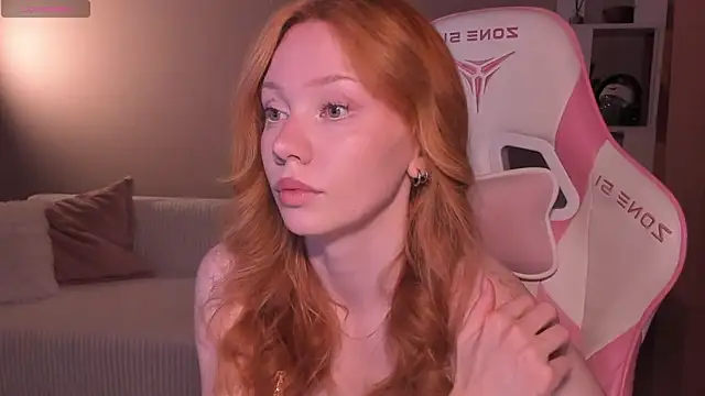 Elisahsthetics online show from July 19, 2026, 7:50 pm