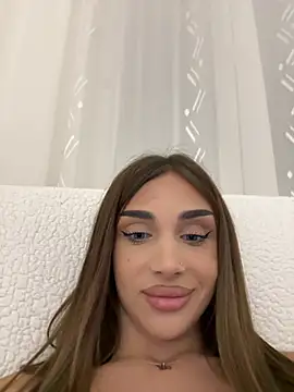 IvyNox online show from July 18, 2026, 8:12 pm