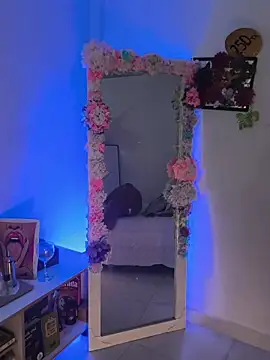 NathySweet online show from March 18, 2026, 12:14 am