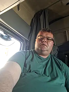 Snapshot of Grase44 chatting on March 23, 2026, 12:42 pm Grase44 online show from March 23, 2026, 12:42 pm