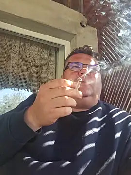 Snapshot of Grase44 chatting on April 12, 2026, 7:13 am Grase44 online show from April 12, 2026, 7:13 am