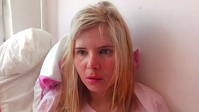 HornyElena online show from April 24, 2026, 10:28 am