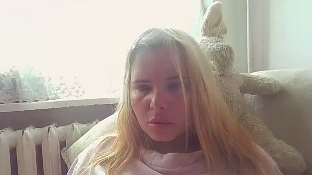 HornyElena online show from June 17, 2026, 8:39 am
