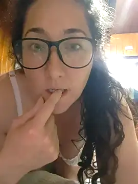 Snapshot of _sweetdelight_ chatting on February 18, 2026, 4:08 am sweetdelight online show from February 18, 2026, 4:08 am