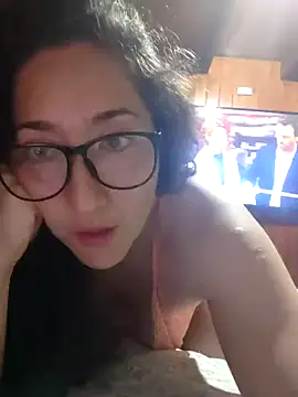 Snapshot of _sweetdelight_ chatting on April 1, 2026, 2:34 am sweetdelight online show from April 1, 2026, 2:34 am