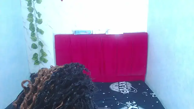 Snapshot of akiracampell chatting on November 21, 2025, 11:53 am akiracampell online show from November 21, 2025, 11:53 am