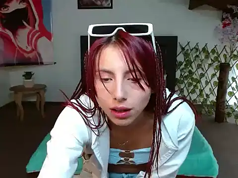 Snapshot of LuluKiss_ chatting on February 13, 2026, 1:40 pm LuluKiss online show from February 13, 2026, 1:40 pm