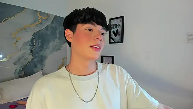 Snapshot of Isaac_Kurtt chatting on November 12, 2025, 8:19 pm Isaac Kurtt online show from November 12, 2025, 8:19 pm