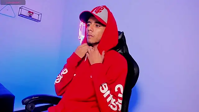 Snapshot of Quetzal_coatl_ chatting on March 21, 2026, 11:30 pm Quetzal coatl online show from March 21, 2026, 11:30 pm