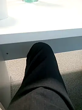 Snapshot of ParlousCarpet chatting on March 23, 2026, 2:04 am ParlousCarpet online show from March 23, 2026, 2:04 am