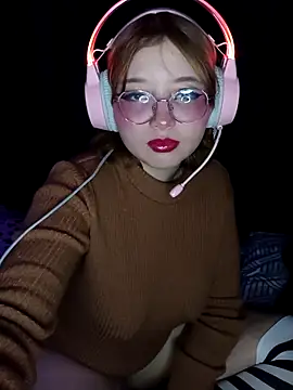 Snapshot of Michi_sauria1 chatting on November 19, 2025, 3:50 am Michi sauria1 online show from November 19, 2025, 3:50 am