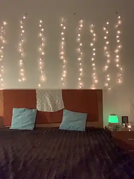 Snapshot of massagistahotbrunette chatting on December 2, 2025, 7:53 pm massagistahotbrunette online show from December 2, 2025, 7:53 pm