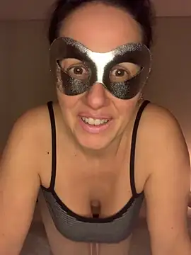 Snapshot of massagistahotbrunette chatting on March 15, 2026, 11:11 pm massagistahotbrunette online show from March 15, 2026, 11:11 pm