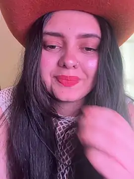 candicewest  online show from May 25, 2026, 8:59 pm