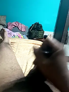 Snapshot of Loquillopajero chatting on March 16, 2026, 12:20 pm Loquillopajero online show from March 16, 2026, 12:20 pm