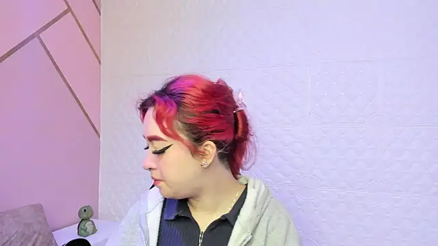 Snapshot of Dakkotta__ chatting on November 24, 2025, 2:39 pm Dakkotta online show from November 24, 2025, 2:39 pm