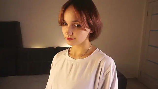 Snapshot of VinnieLaguna chatting on November 15, 2025, 5:31 pm VinnieLaguna online show from November 15, 2025, 5:31 pm