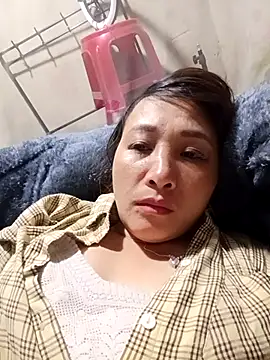 Missa-kute20 online show from December 22, 2025, 1:08 pm