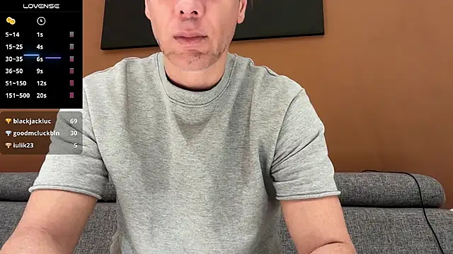 Snapshot of marcoo_x chatting on November 28, 2025, 8:39 am marcoo x online show from November 28, 2025, 8:39 am