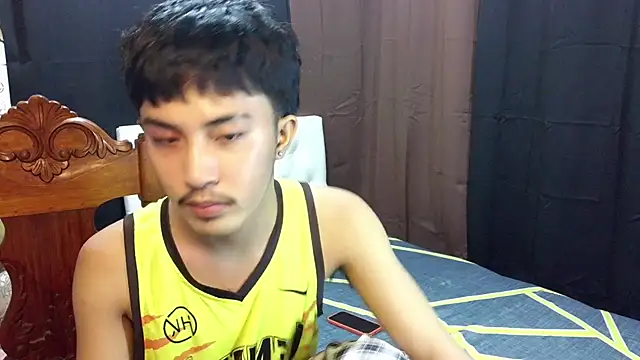 Urloverhardcock online show from July 16, 2026, 9:37 am
