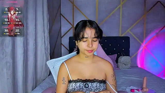  vaiolet owo online show from February 14, 2026, 5:26 am