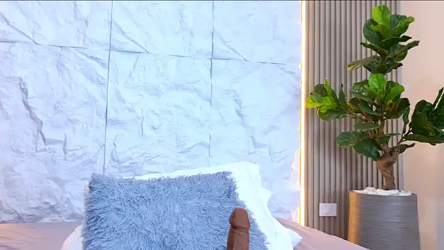 Brenda-Rosse online show from February 28, 2026, 4:46 am