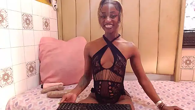 Snapshot of Nikistickyxx25 chatting on June 7, 2026, 1:04 pm Nikistickyxx25 online show from June 7, 2026, 1:04 pm