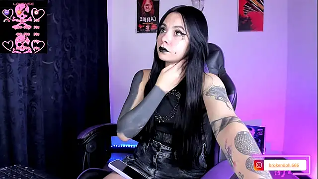 Snapshot of papper_doll chatting on December 14, 2025, 9:30 pm papper doll online show from December 14, 2025, 9:30 pm