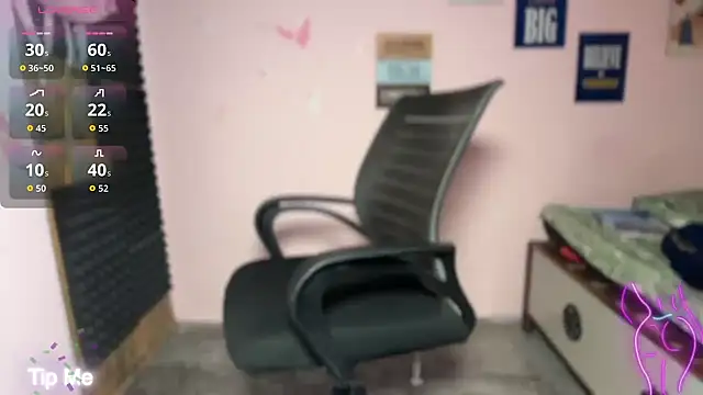 Snapshot of CutiePihu chatting on February 22, 2026, 6:35 am CutiePihu online show from February 22, 2026, 6:35 am