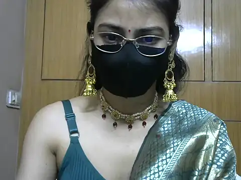 Fairy Pie online show from April 30, 2026, 7:31 pm