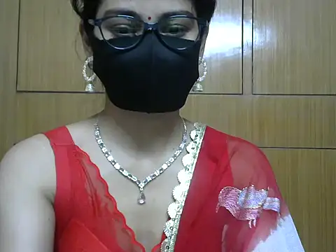 Fairy Pie online show from May 11, 2026, 5:43 pm