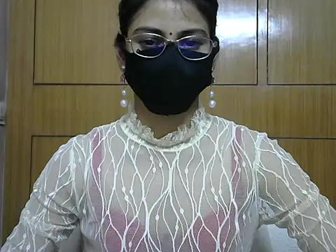Fairy Pie online show from June 11, 2026, 7:23 pm
