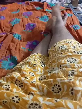 Snapshot of Rathi_telugu_couple chatting on June 11, 2026, 3:15 am Rathi telugu couple online show from June 11, 2026, 3:15 am