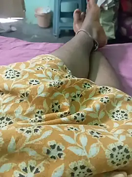 Snapshot of Rathi_telugu_couple chatting on August 7, 2026, 8:49 am Rathi telugu couple online show from August 7, 2026, 8:49 am