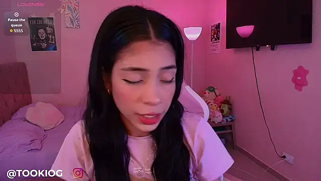Snapshot of TOOKIOG_ chatting on August 4, 2026, 6:21 pm TOOKIOG online show from August 4, 2026, 6:21 pm