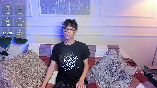 AliceMadnes online show from March 17, 2026, 12:52 pm