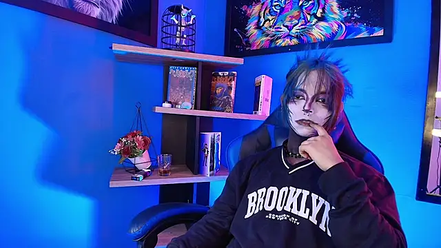 luxiel  online show from March 8, 2026, 2:04 am