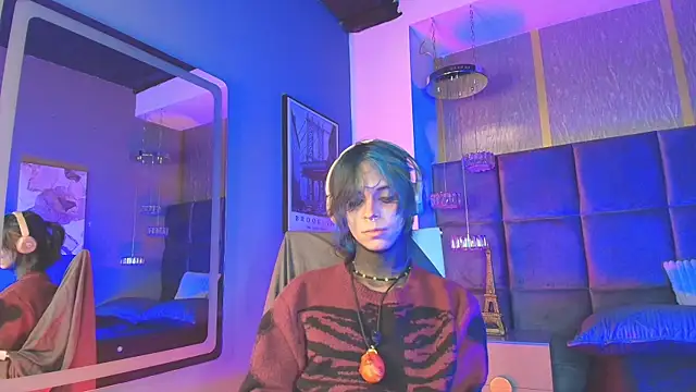 Snapshot of luxiel_ chatting on April 16, 2026, 9:39 pm luxiel online show from April 16, 2026, 9:39 pm