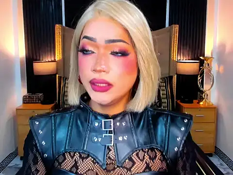 GwennGoddess online show from March 11, 2026, 5:02 am