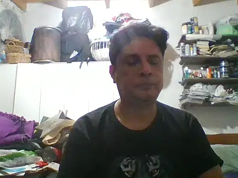 Snapshot of Jona6150 chatting on February 6, 2026, 6:29 am Jona6150 online show from February 6, 2026, 6:29 am