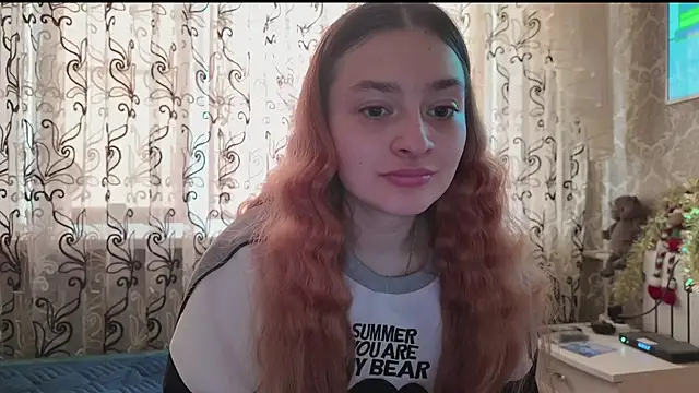 Snapshot of SweetLiaison chatting on March 19, 2026, 5:33 am SweetLiaison online show from March 19, 2026, 5:33 am