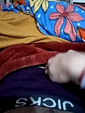 xoxo7-6 online show from November 29, 2025, 6:55 pm