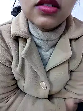 Sexy Divya   online show from January 7, 2026, 6:16 am