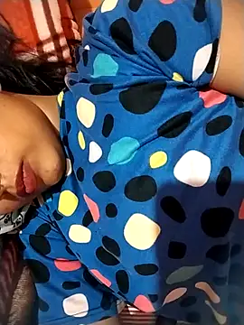 Sexy Divya   online show from April 1, 2026, 1:41 pm