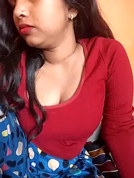 Sexy Divya   online show from May 7, 2026, 1:22 am