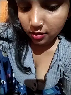 Sexy Divya   online show from May 9, 2026, 6:24 pm