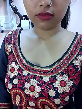 Sexy Divya   online show from May 11, 2026, 2:45 pm